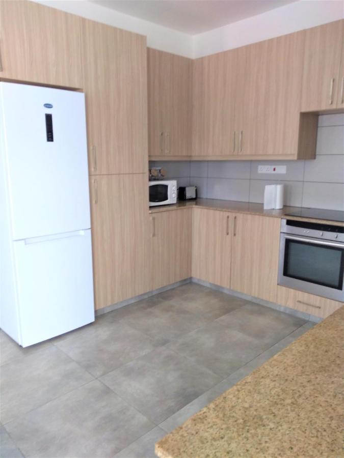 T&E Villa Larnaca Eksteriør billede