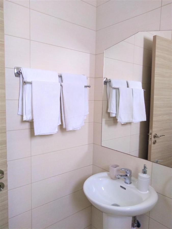 T&E Villa Larnaca Eksteriør billede