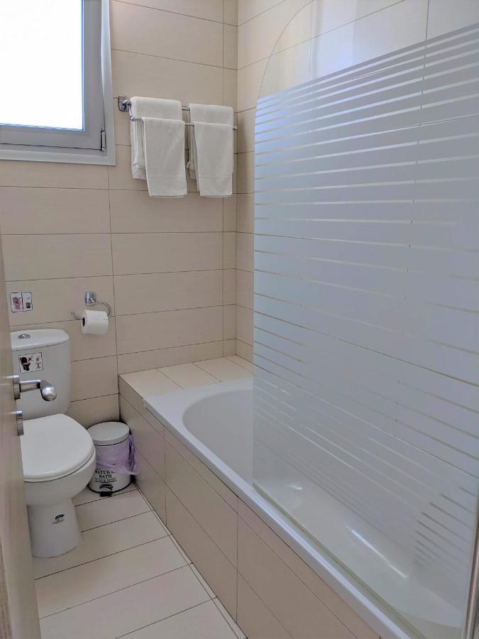 T&E Villa Larnaca Eksteriør billede