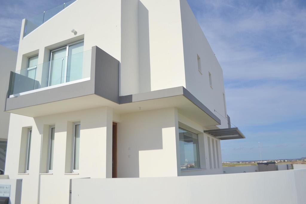 T&E Villa Larnaca Eksteriør billede